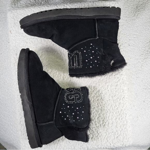 UGG Classic Gem Mini Black Boots Women's bootie size 9 - Picture 2 of 7